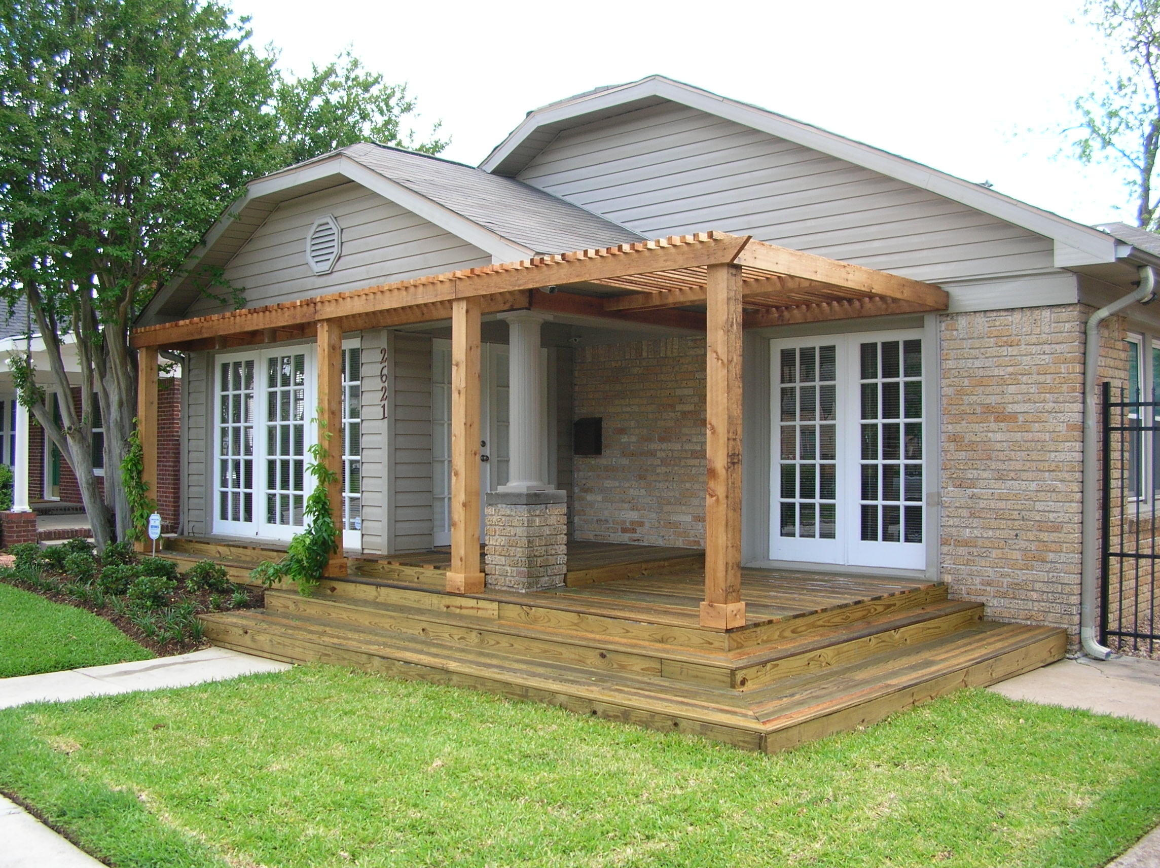 Deck with Pergola